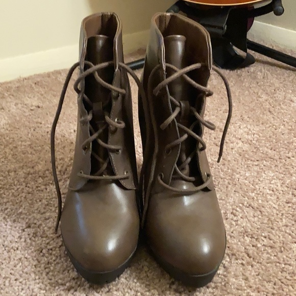 JustFab Chocolate heel booties - Picture 6 of 6